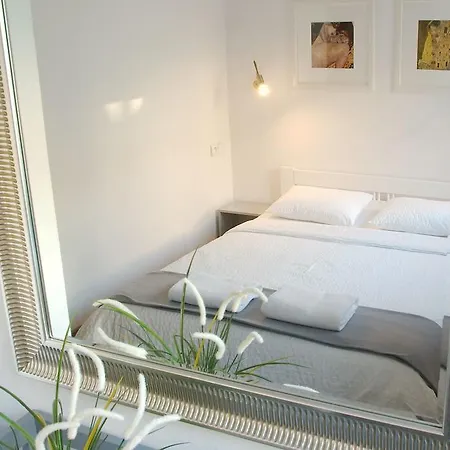 Klimt Apartment Wroclaw Exterior photo